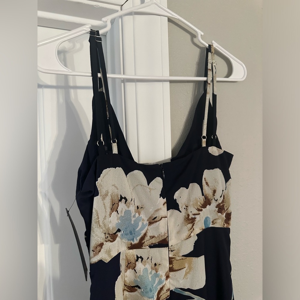 Lulu’s Floral Midi Dress - Picture 7 of 10